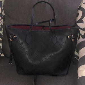 Black purse